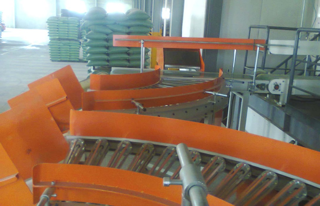 棍型滾筒輸送機(jī)-菱形滾筒輸送機(jī)